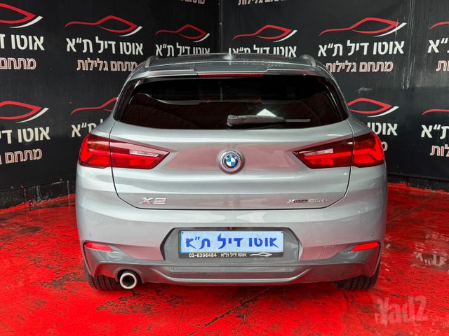ב מ וו X2