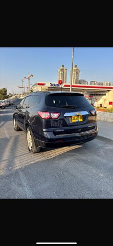 שברולט טראוורס