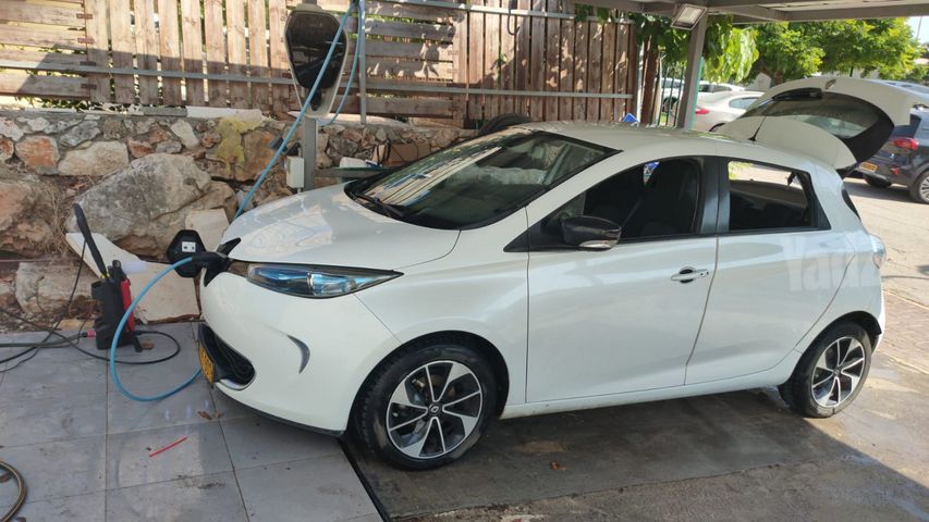 מודעת רכב רנו זואי