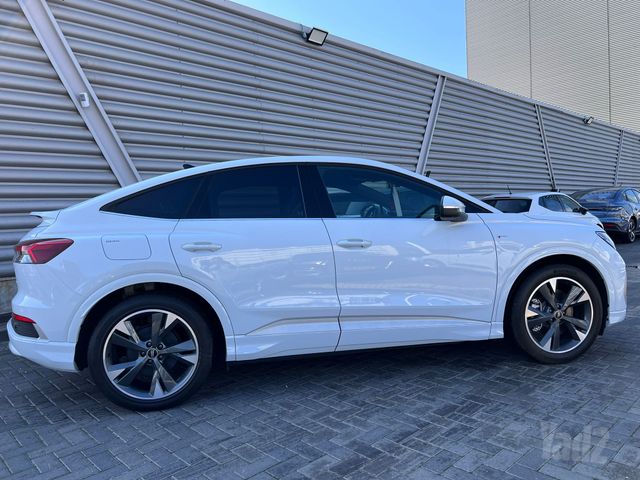אאודי Q4 e-tron
