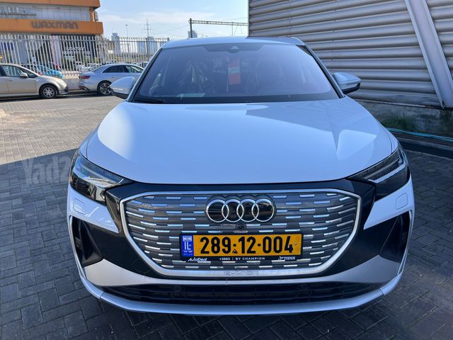 אאודי Q4 e-tron