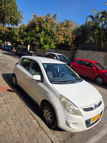 מודעת רכב יונדאי i20