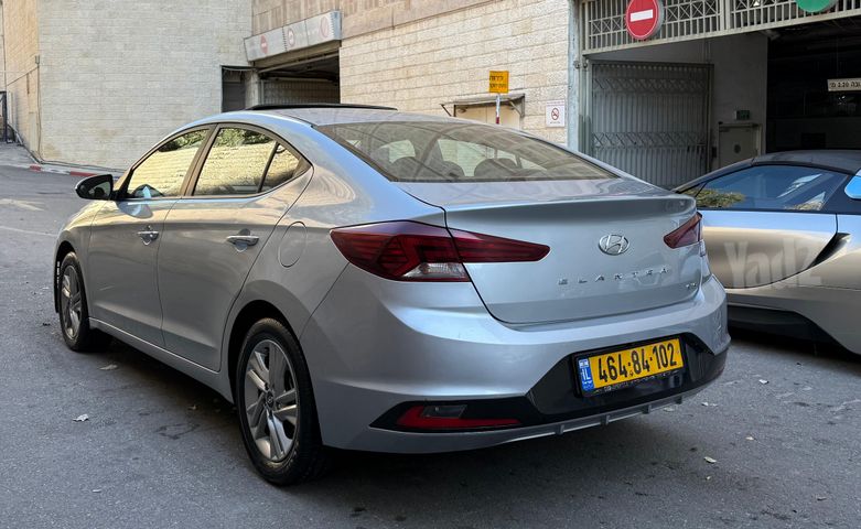 יונדאי אלנטרה