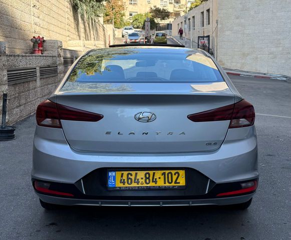 יונדאי אלנטרה