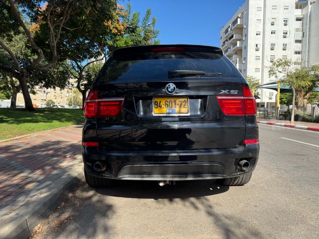 ב מ וו X5