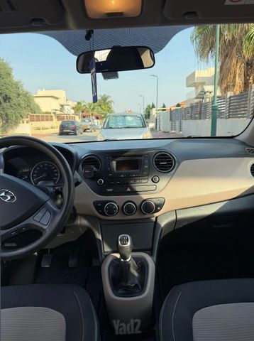 יונדאי i10