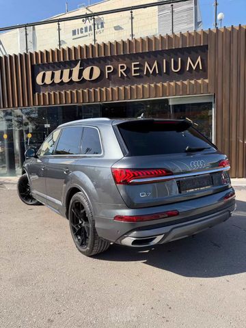 אאודי Q7