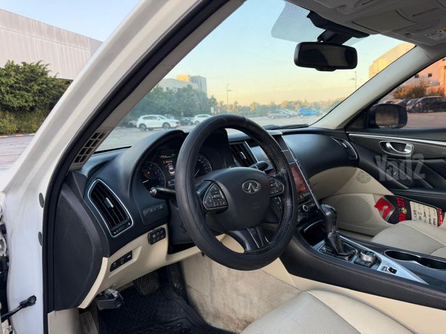 אינפיניטי Q50