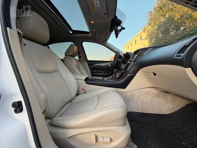 אינפיניטי Q50