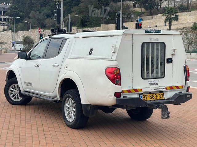 מיצובישי טרייטון / L200