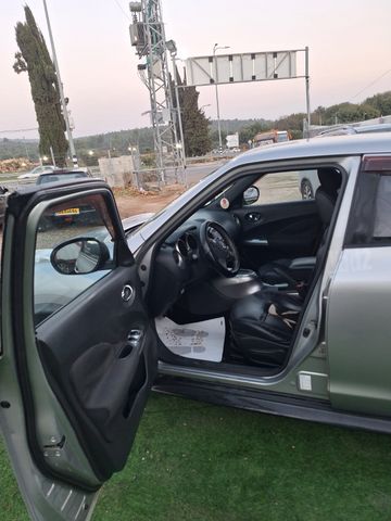 ניסאן ג'וק