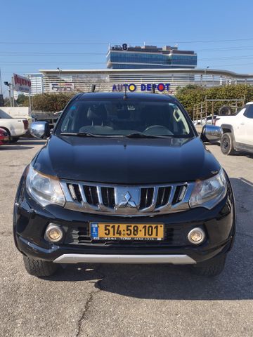מיצובישי טרייטון / L200