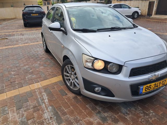 שברולט סוניק
