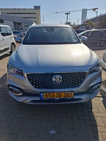מודעת רכב אם ג'י EHS PHEV