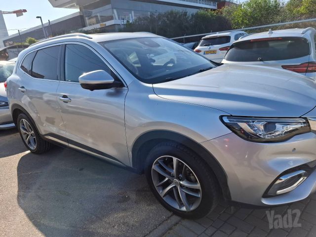 אם ג'י EHS PHEV
