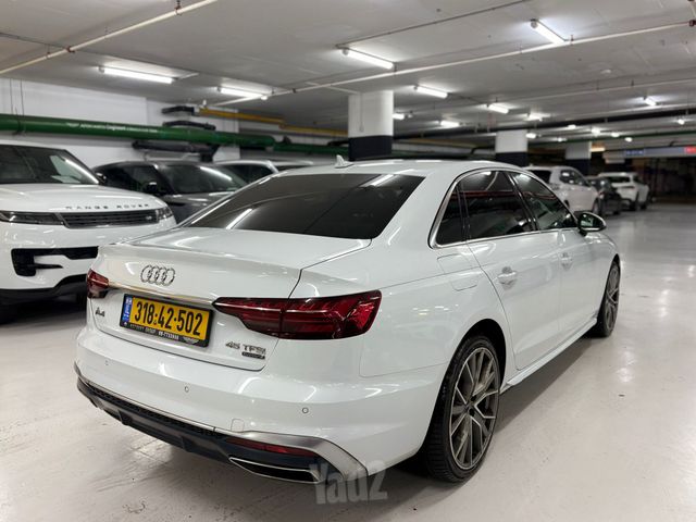 אאודי A4