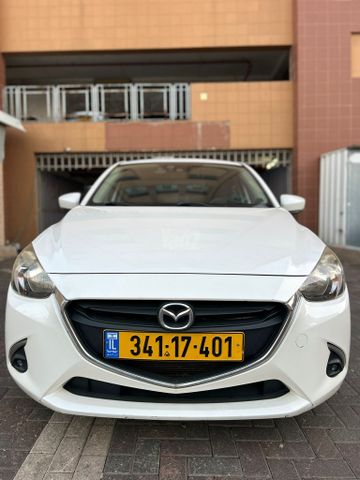 מודעת רכב מאזדה 2