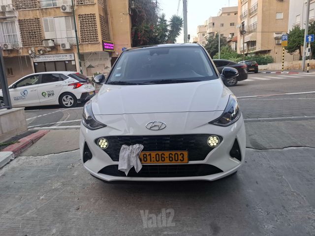 יונדאי i10