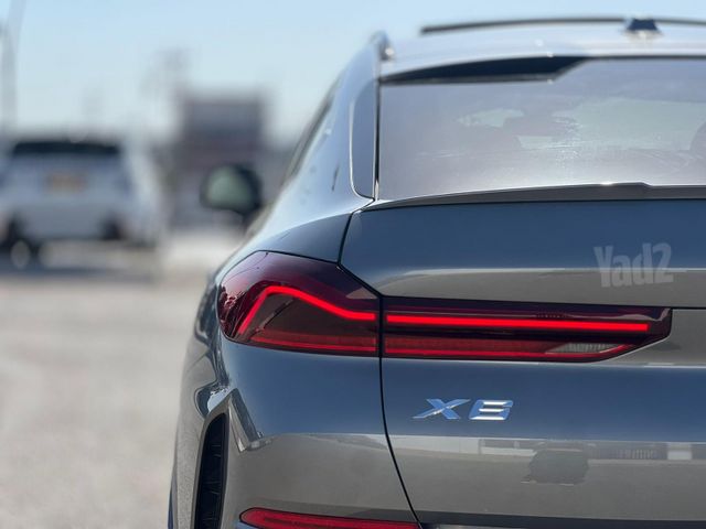 ב מ וו X6