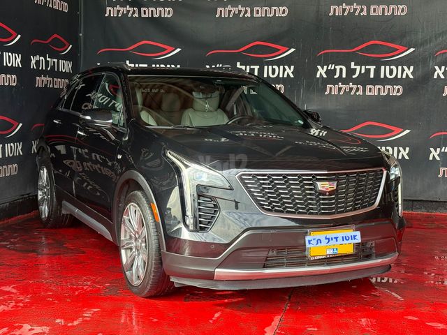 קאדילק XT4
