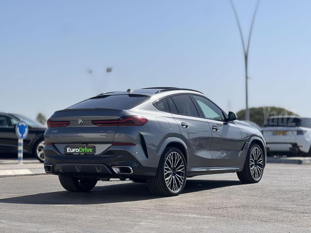 ב מ וו X6
