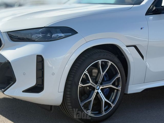 ב מ וו X6