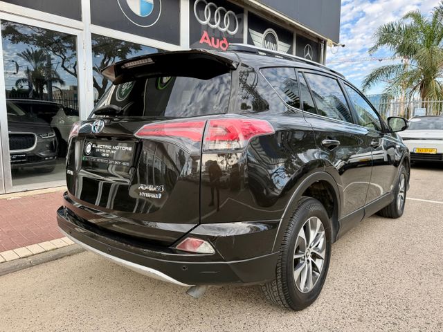 טויוטה RAV4