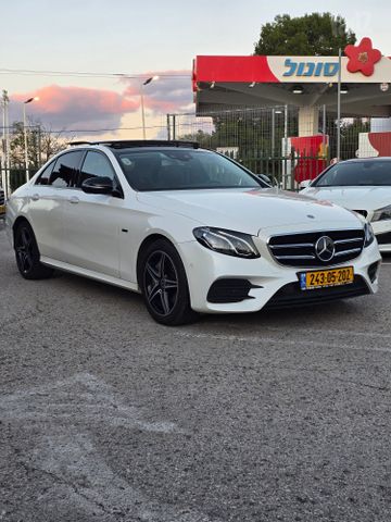 מודעת רכב מרצדס-בנץ E-class 2