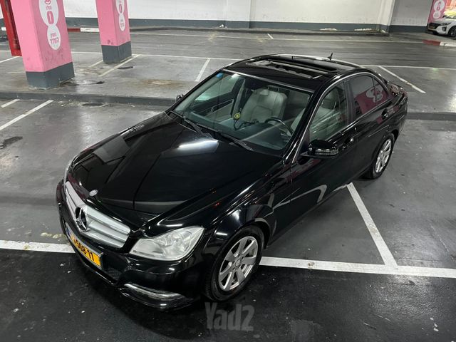 מודעת רכב מרצדס-בנץ C-class