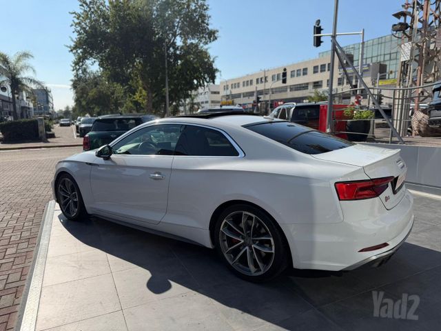 אאודי S5