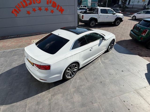 אאודי S5