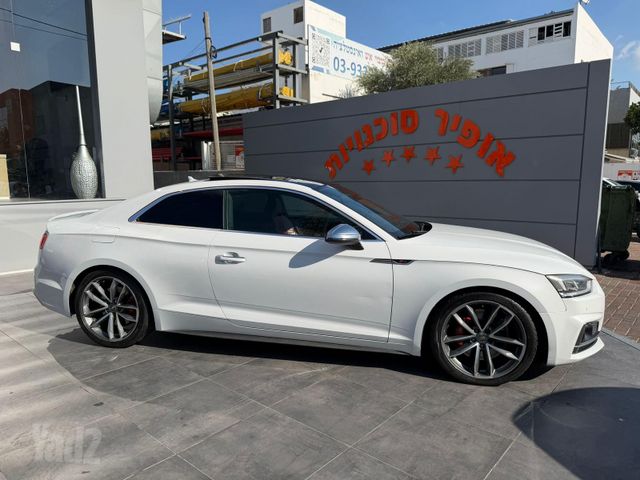 מודעת רכב אאודי S5