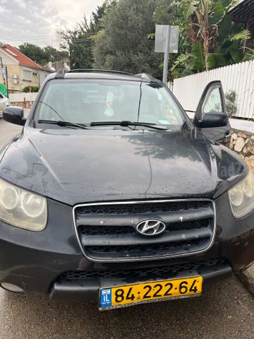 יונדאי סנטה פה