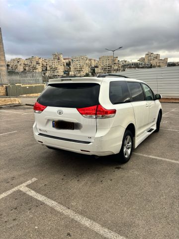 טויוטה סיינה