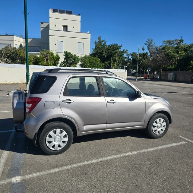 דייהטסו טריוס