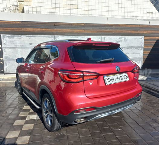 אם ג'י EHS PHEV