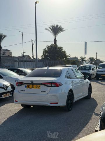 טויוטה קורולה