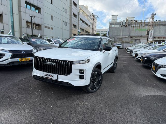 ג'אקו J7