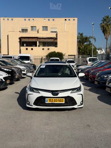 טויוטה קורולה