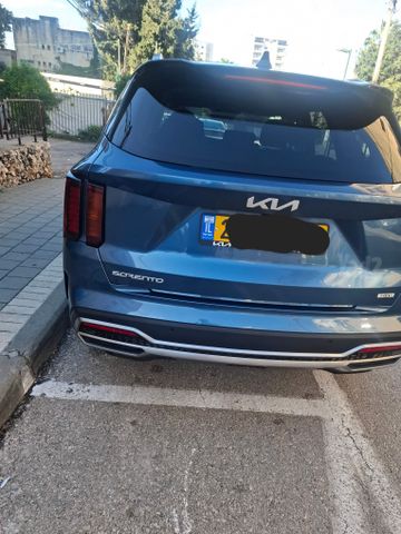 קיה סורנטו