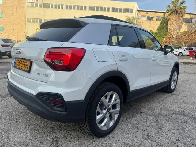 אאודי Q2