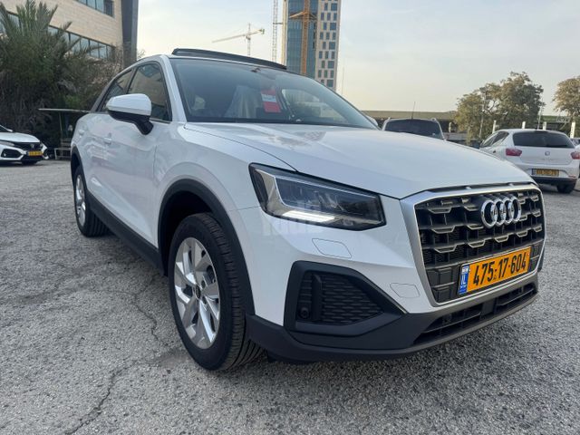 אאודי Q2