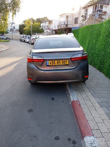טויוטה קורולה