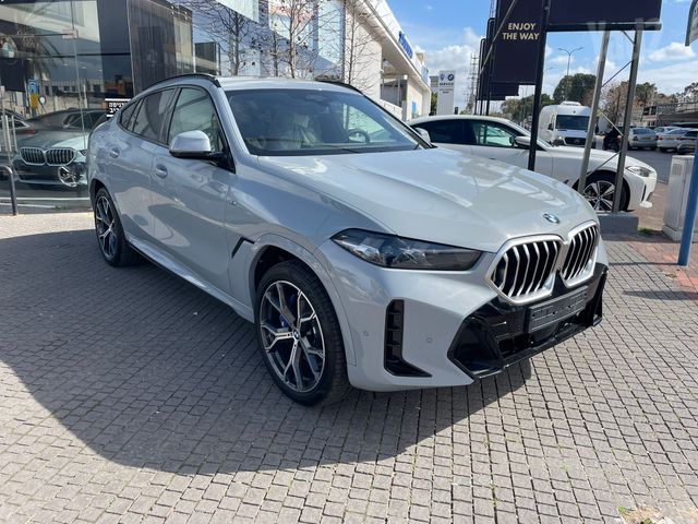 ב מ וו X6