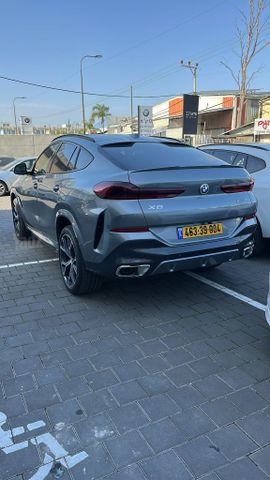 ב מ וו X6