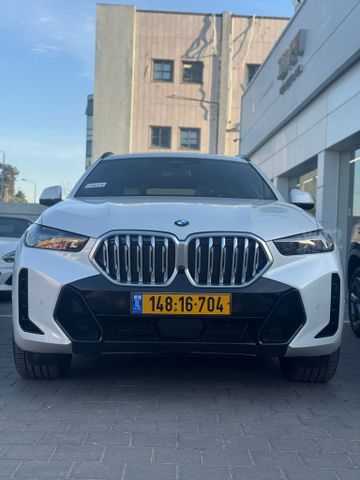ב מ וו X6