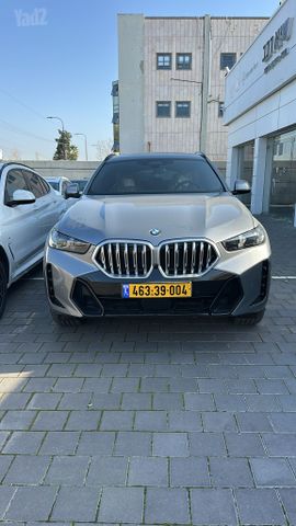 ב מ וו X6