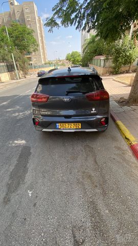 קיה נירו