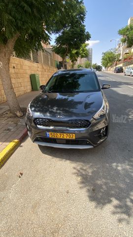 קיה נירו