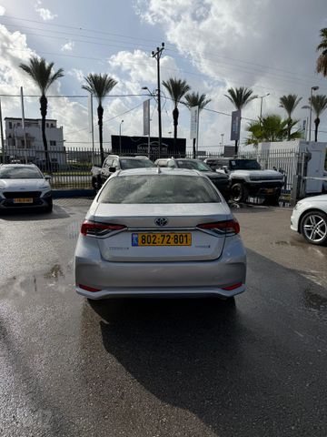 טויוטה קורולה